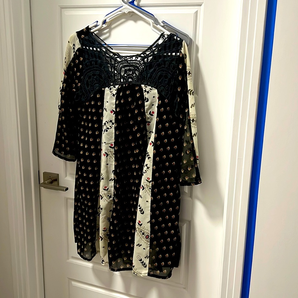 Flowy cute dress